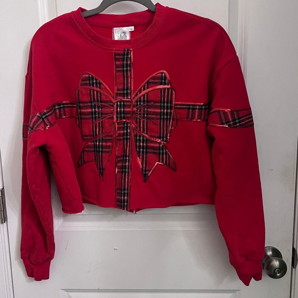 QUEEN OF SPARKLES Red Plaid Bow Cropped Sweatshirt